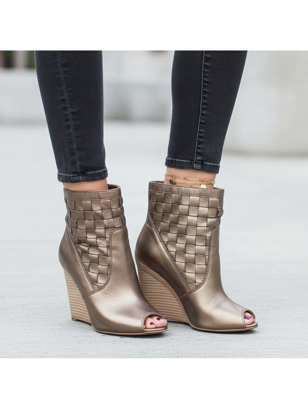 Betsey Johnson Bronze Woven Leather Wedge Booties Peep Toe Rare Size 7M